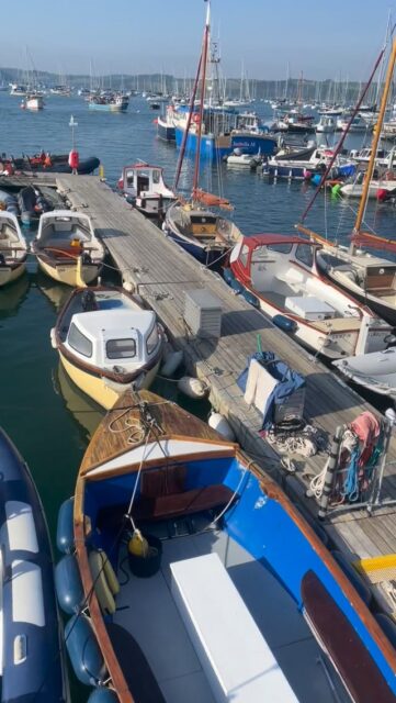 A little bit of availability over the next few days if you want to go and explore. Lunch at the @pandora_inn or @heroninnmalpas ? Fishing by @pendenniscastle ? A swim by @national_trust_trelissick ? The possibilities are endless…. Get out there!!! #boatlife #cornwall #familytime #dogfriendly #summervibes